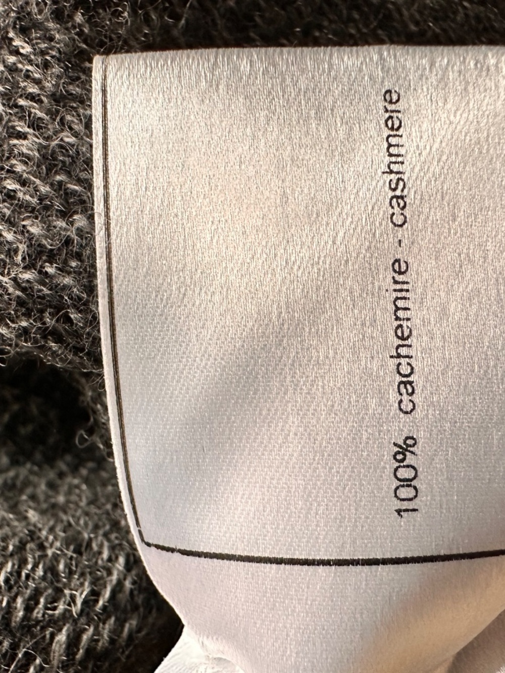 CHANEL vest- 100% Cashmere- size 34/US 2 - Picture 6 of 8